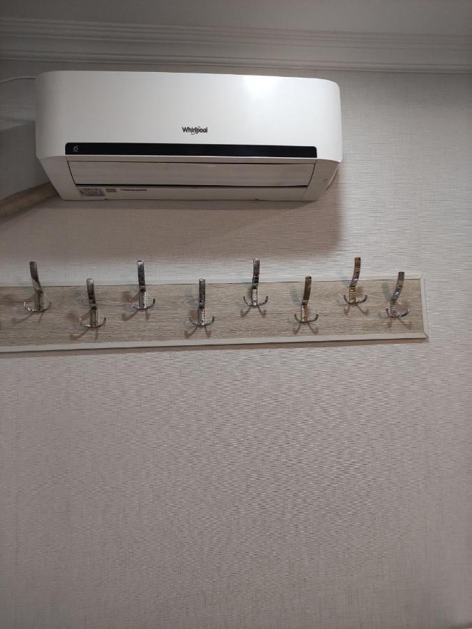 Hello 2 Apartman Tbiliszi Kültér fotó